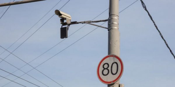 В Москве камеры начали штрафовать водителей без пропусков - «Автоновости»