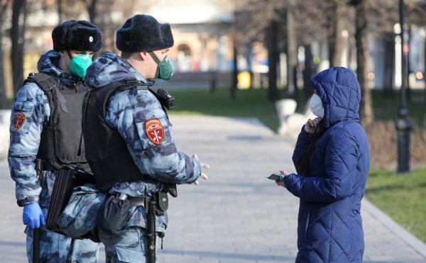 В Москве за день за нарушение социальной дистанции оштрафованы более 1300 человек - «Новороссия»