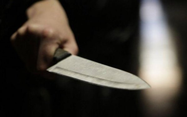 Во Франции мужчина с ножом атаковал прохожих - «В мире»