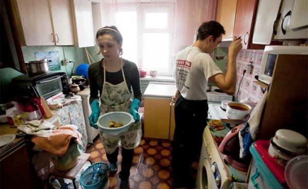 Живые позавидуют мертвым: Больше коронавируса россияне боятся «заботы» о себе - «Экономика»