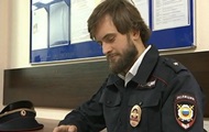 Мужчина переоделся полицейским, чтобы гулять по городу в карантин - «Фото»