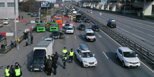 С начала действия режима пропусков в Москву не пустили 5 тысяч машин - «Автоновости»