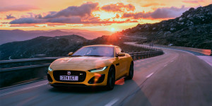 В России начались продажи обновленного Jaguar F-Type - «Автоновости»