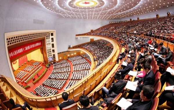 Парламент Китая одобрил подготовку закона о Гонконге - «В мире»