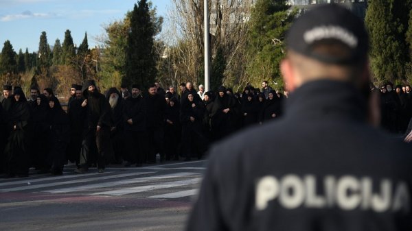 Полиция Черногории проводит аресты православных священников - «Военное обозрение»