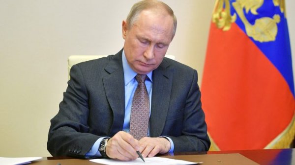 Путин правительству РФ: Провала с доплатами врачам можно было избежать - «Новороссия»