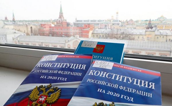 Путин предотвратил госпереворот, отправив Медведева в отставку - «Политика»