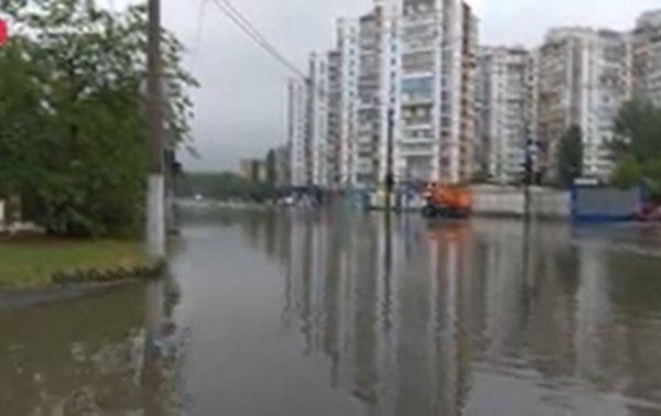 В Одессе выпало рекордное число осадков за 50 лет - (видео)