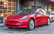 Владелец Tesla запер угонщика внутри авто со смартфона - «Фото»