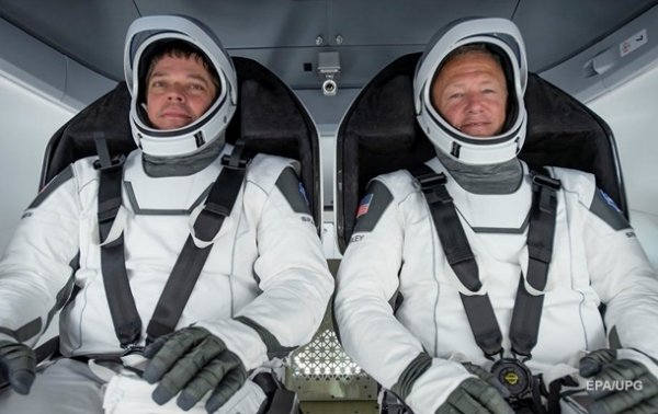 Астронавты с корабля SpaceX взошли на борт МКС - «Наука»