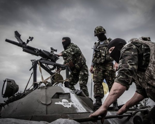 Боевики ВСУ и нацисты «Айдара» устроили перестрелку под оккупированной Волновахой - «Новороссия»