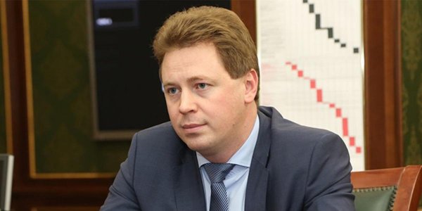 Экс-замглавы Минпромторга оштрафовали на 2 тыс. рублей за дебош в аэропорту Ижевска - «Политика»