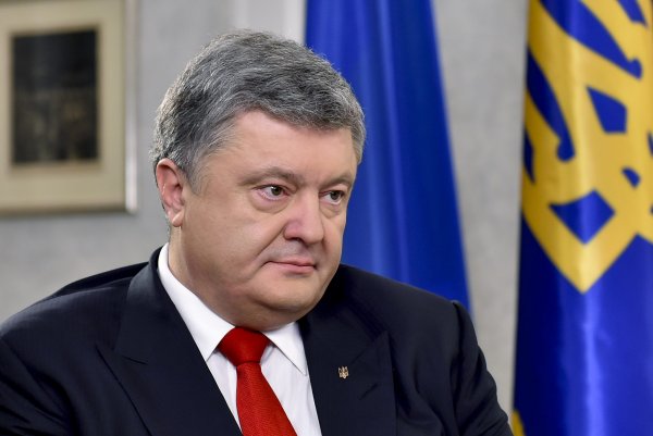 Порошенко спихнул на Януковича вину за потерю Крыма - «Новороссия»