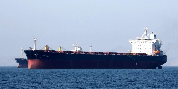 Поставки российской нефти в июле резко сократятся - «Политика»