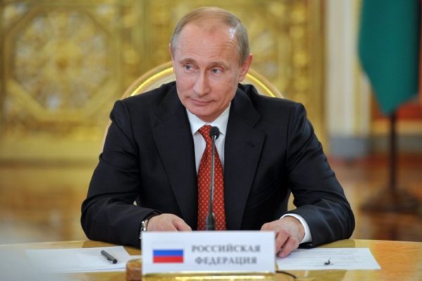 Президент России вручил лауреатам медали «Герой Труда» - «Новороссия»