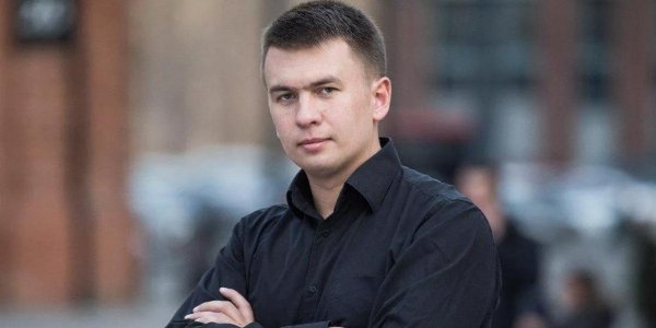 "Пусть поубирает туалеты": Ремесло прокомментировал уголовное дело в отношении Навального за клевету - «Политика»