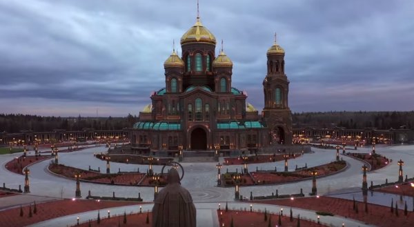 Сегодня состоится освящение главного собора Вооруженных сил России - «Новороссия»