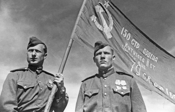 Столицу Молдавии украсила памятная плита Герою СССР Мелитону Кантарии - «Военное обозрение»