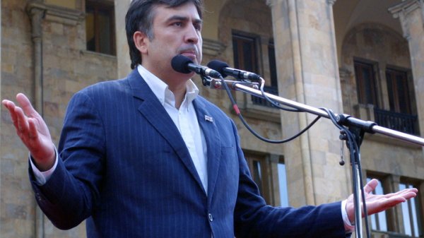 Тина Канделаки обвинила Саакашвили в домогательствах - «Новороссия»