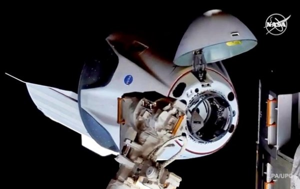 В NASA решили продлить миссию экипажа Crew Dragon на МКС - «Наука»