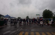 Водители заблокировали КПП на границе с Венгрией - «Фото»