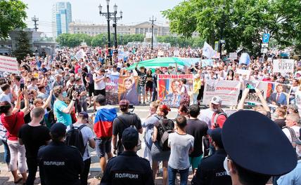 Две недели протеста: Кремль повторяет ошибку Киева — упорно не говорит с людьми - «Политика»