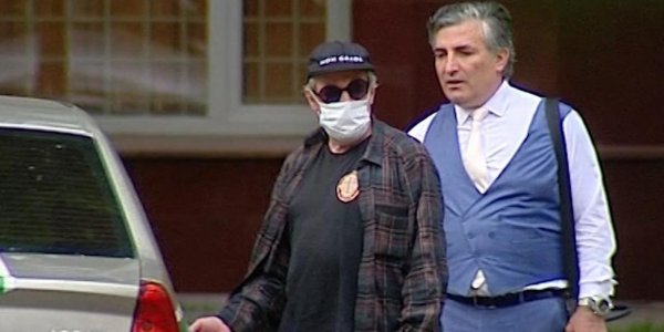 Адвокат Ефремова ждет оправдательный приговор актеру - «Политика»
