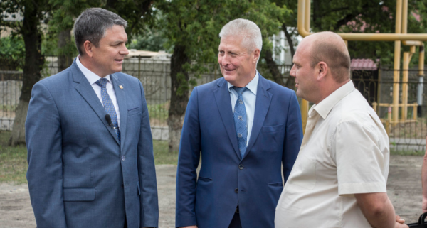Глава ЛНР предложил «изымать автомобили» за незаконный выброс мусора - «Новороссия»