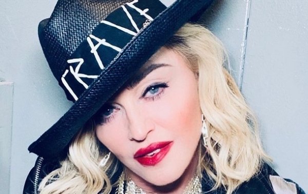 Мадонна удивила сеть "пошлым" фото - «Культура»
