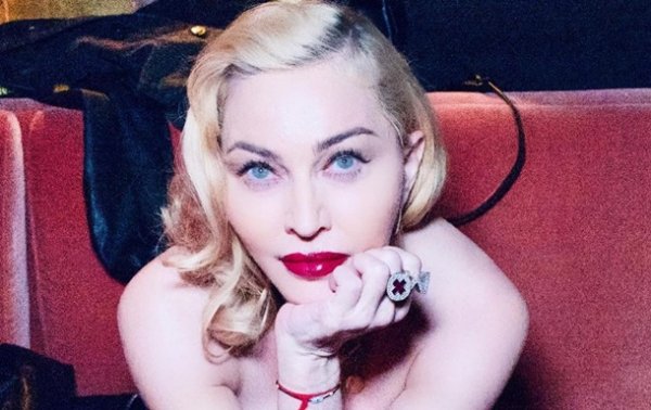 Мадонну оштрафовали в России на миллион долларов - (видео)