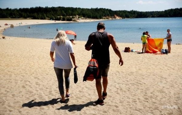 На 12 пляжах Киева запретили купаться из-за кишечной палочки - «Украина»
