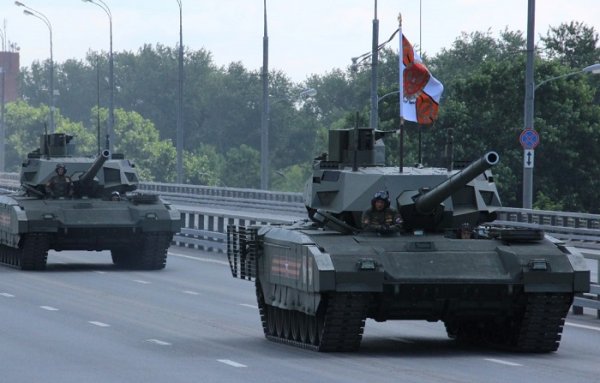 Россия демонстрирует собственные предложения экспорта для рынка вооружений - «Новороссия»