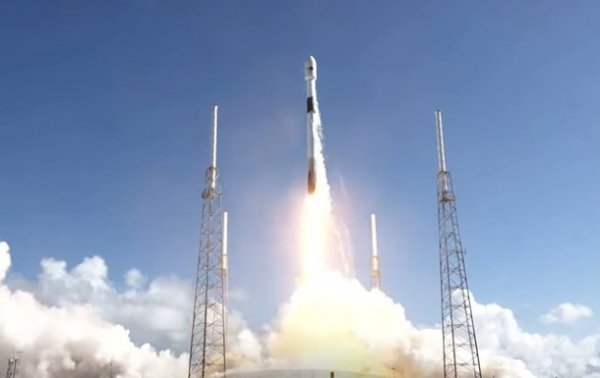 SpaceX вывела на орбиту военный спутник - (видео)