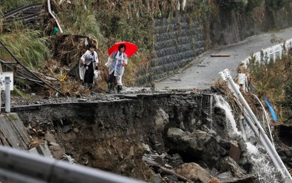 В Японии число жертв наводнения достигло уже 70 человек - «В мире»