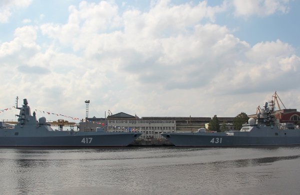 В Санкт-Петербурге заложены два фрегата 22350 - «Военное обозрение»