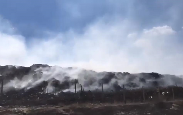 В Северодонецке из-за пожаров загорелась свалка - (видео)
