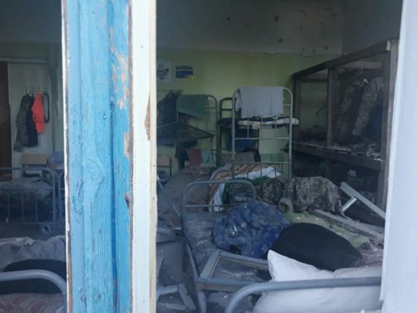 Заложников-абитуриентов отпустили из воинской части ВСУ после огласки в СМИ - «Новороссия»