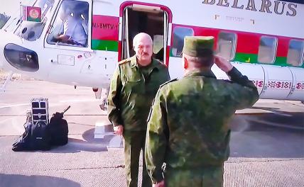 Лукашенко вспомнил Фиделя Кастро, взял в руки автомат, дав понять, что ошибок Януковича не повторит - «Политика»
