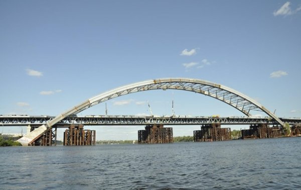 АМКУ открыл дело по признакам сговора на строительстве моста в Киеве - «Украина»