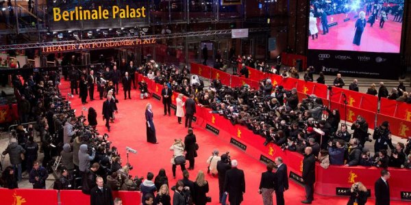 Берлинский кинофестиваль решил сделать свои награды гендерно-нейтральными - «Политика»