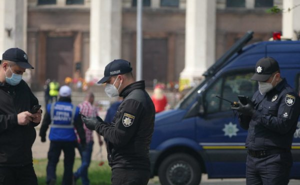 МВД Украины: Полицейский спецназ застрелил полтавского террориста - «Военное обозрение»