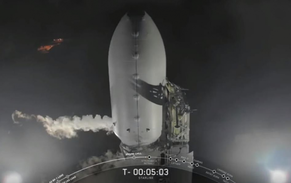 SpaceX запустила очередную партию интернет-спутников Starlink - «В мире»