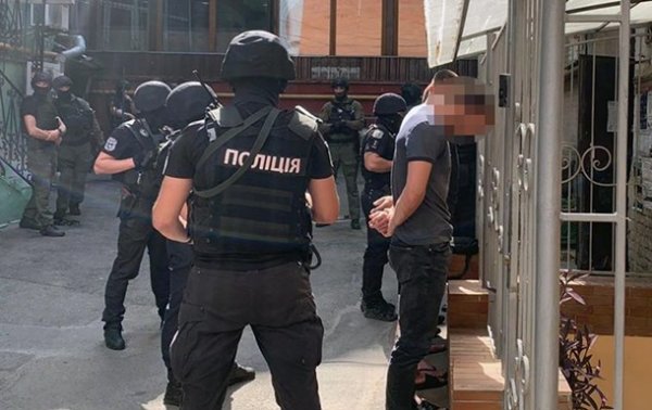 В Киеве задержали вооруженную группу - «Украина»