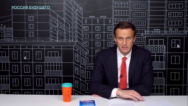 В Омске госпитализировали Навального с подозрением на отравление - «Новороссия»