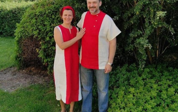 Жительницу Беларуси будут судить за бело-красно-белое платье - «В мире»