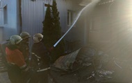 В Харькове всю ночь тушили пожар в цеху - «Фото»