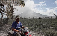 В Индонезии активизировался вулкан Синабунг - «Фото»