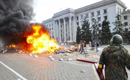 Олег Хлобустов: Карт-бланш на террор киевской хунте дали американцы - «Общество»