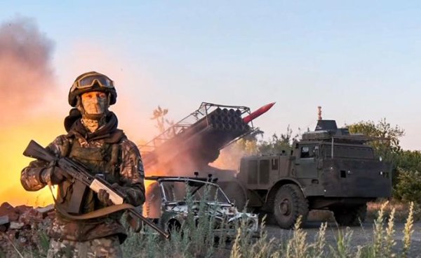Паника в Киеве: Русские уже вовсю хозяйничают в Покровске - «Военные действия»
