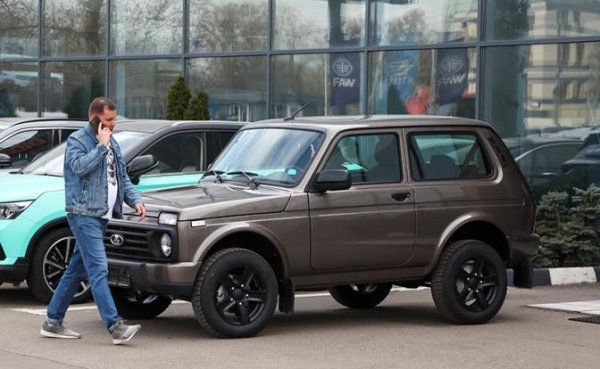 Утильсбор не помог: Новые автомобили все дальше от народа - «Авто»